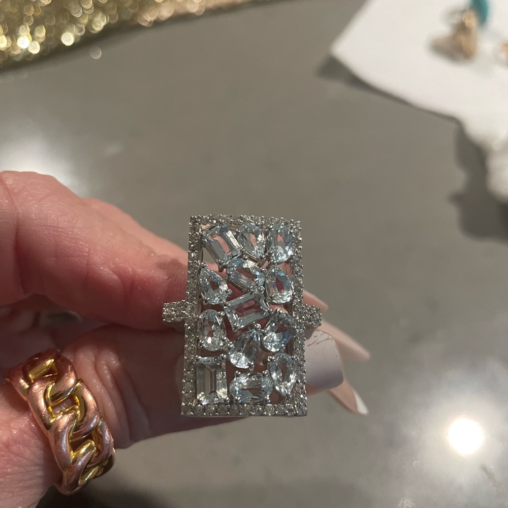 Gorgeous Aquamarine ring